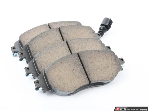 iSWEEP Front Street/Sport Brake Pad Set - With Wear Sensor