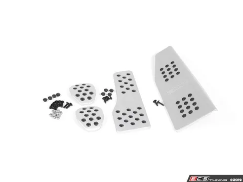 Rennline Rennline 4-Piece Rubber Grip Pedal Set - Silver/No Crest