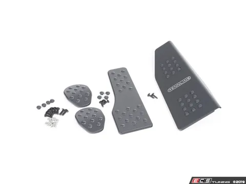 Rennline Rennline 4-Piece Rubber Grip Pedal Set - Black/No Crest