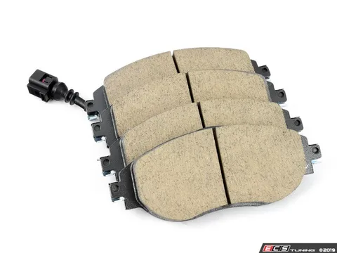 iSWEEP Front Street Performance Brake Pad Set - With Wear Sensor
