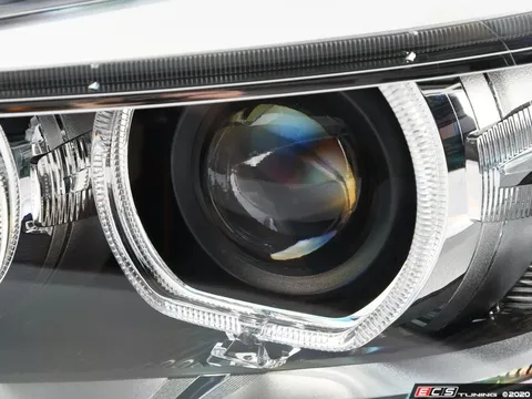 ZKW Adaptive Bi-Xenon Headlight Housing - Left
