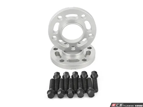 Turner Motorsport Turner Motorsport Silver Wheel Spacer & Bolt Kit - 17.5mm