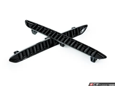 Acexxon Gloss Black Horizontal Slat Rear Reflector Inserts