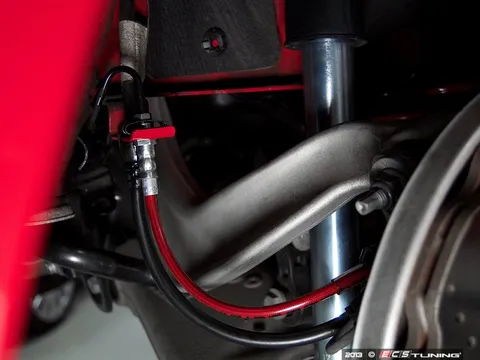 ECS Rear Exact-Fit Stainless Steel Brake Lines