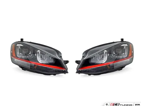 Spyder Projector Headlight Set - With Red Strip